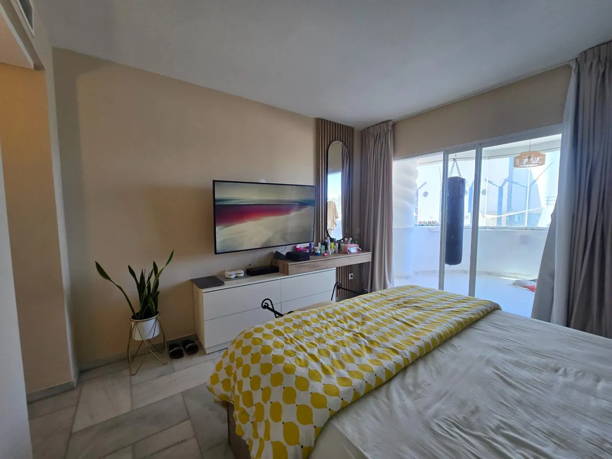 3b9cdfb0-b258-481e-8a98-5cd71780dbcf