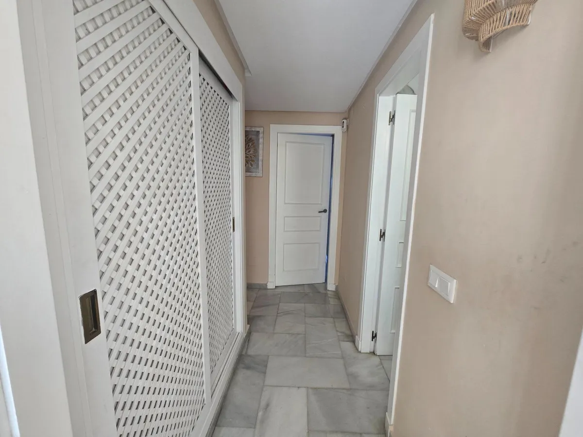 8f65fb38-8afd-4a26-8103-8b5fd0c17091