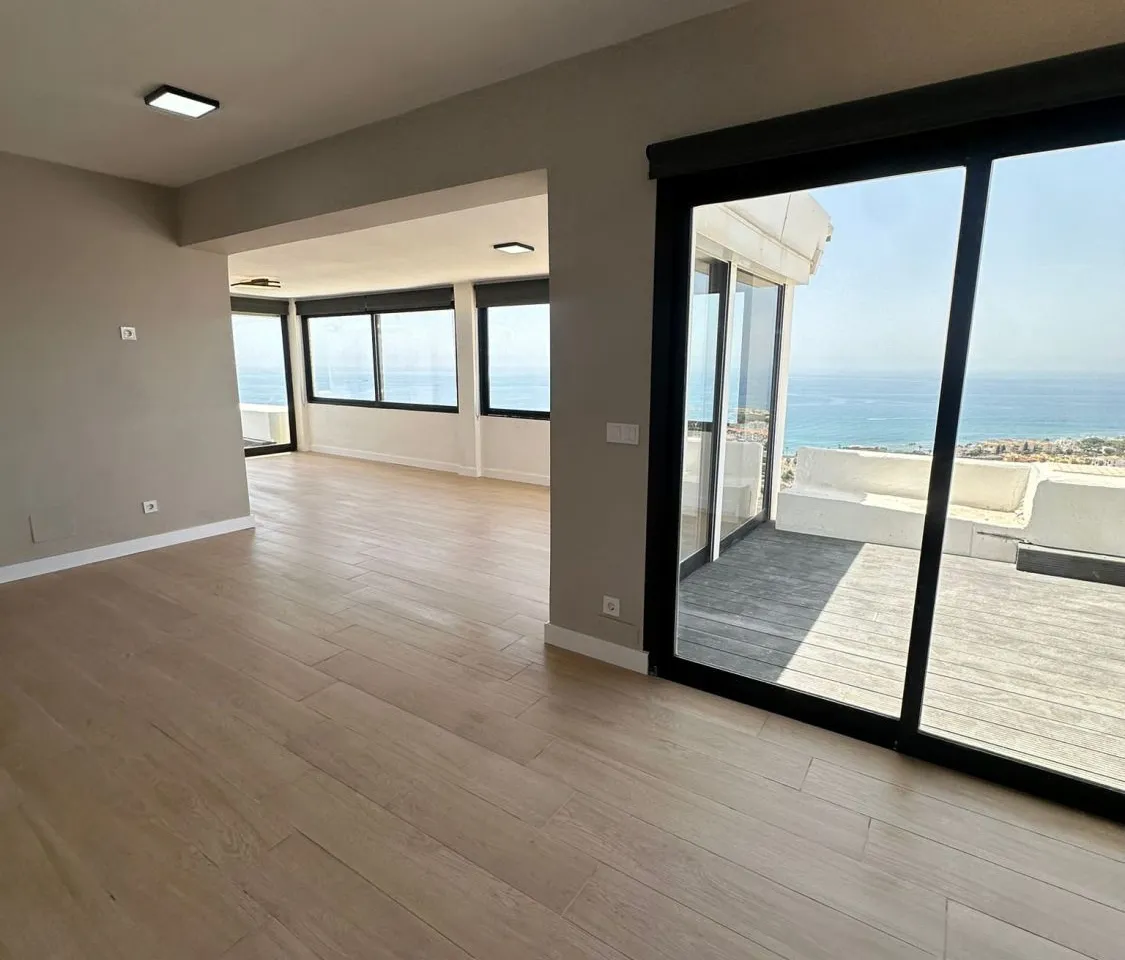 649dff23-ef9f-4acf-8bc3-6dbd245ccbb7