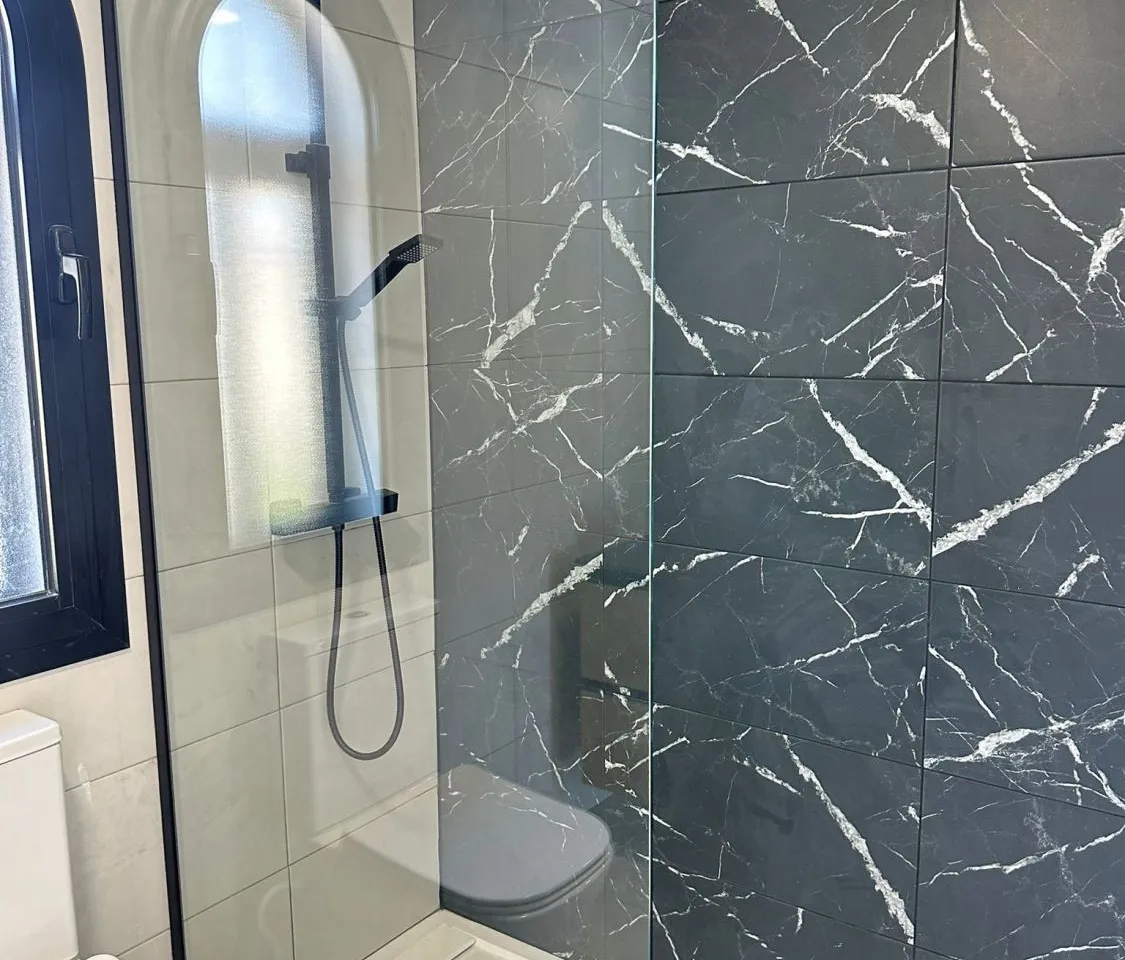 f07413b0-09a0-482a-be9a-123fb3896f64