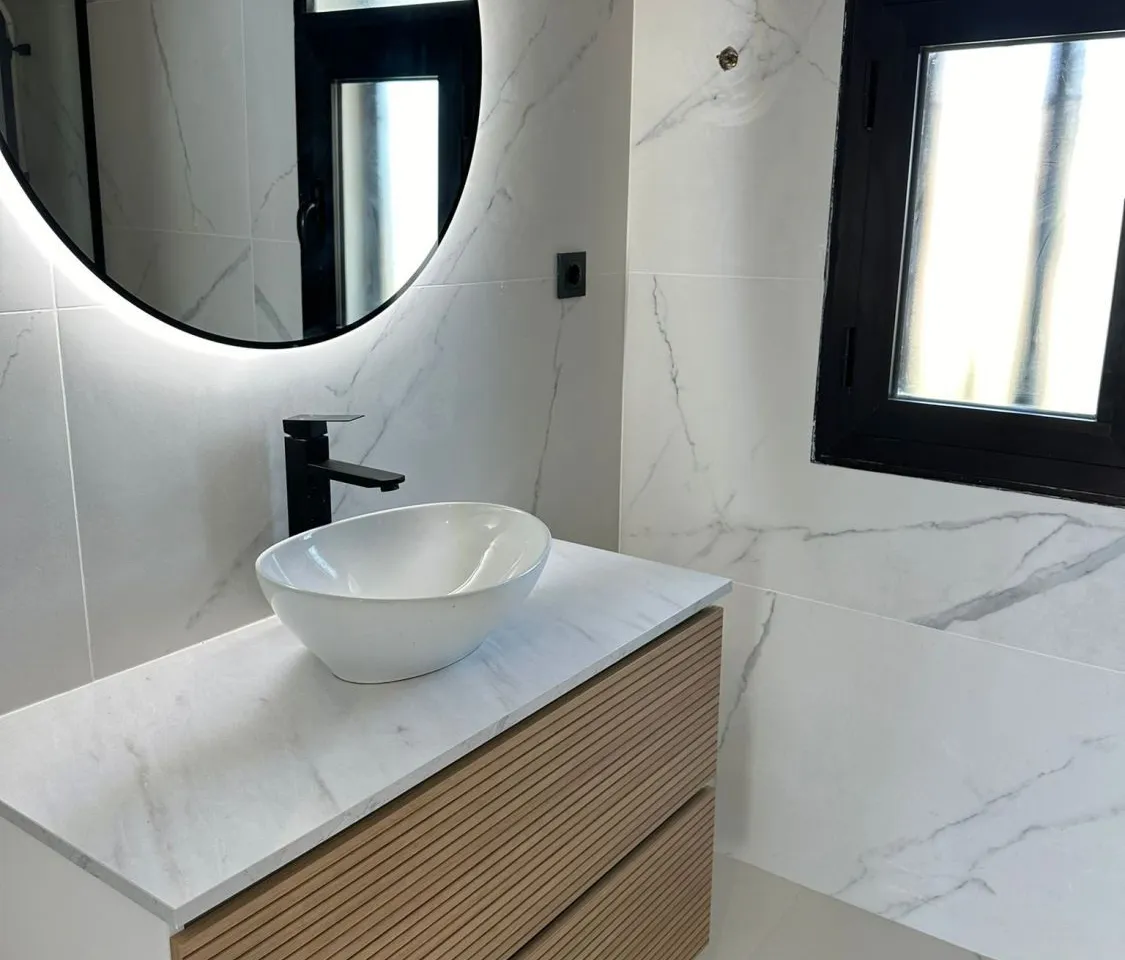 fb78707a-5e70-41d6-990e-c88f0e0f05b7