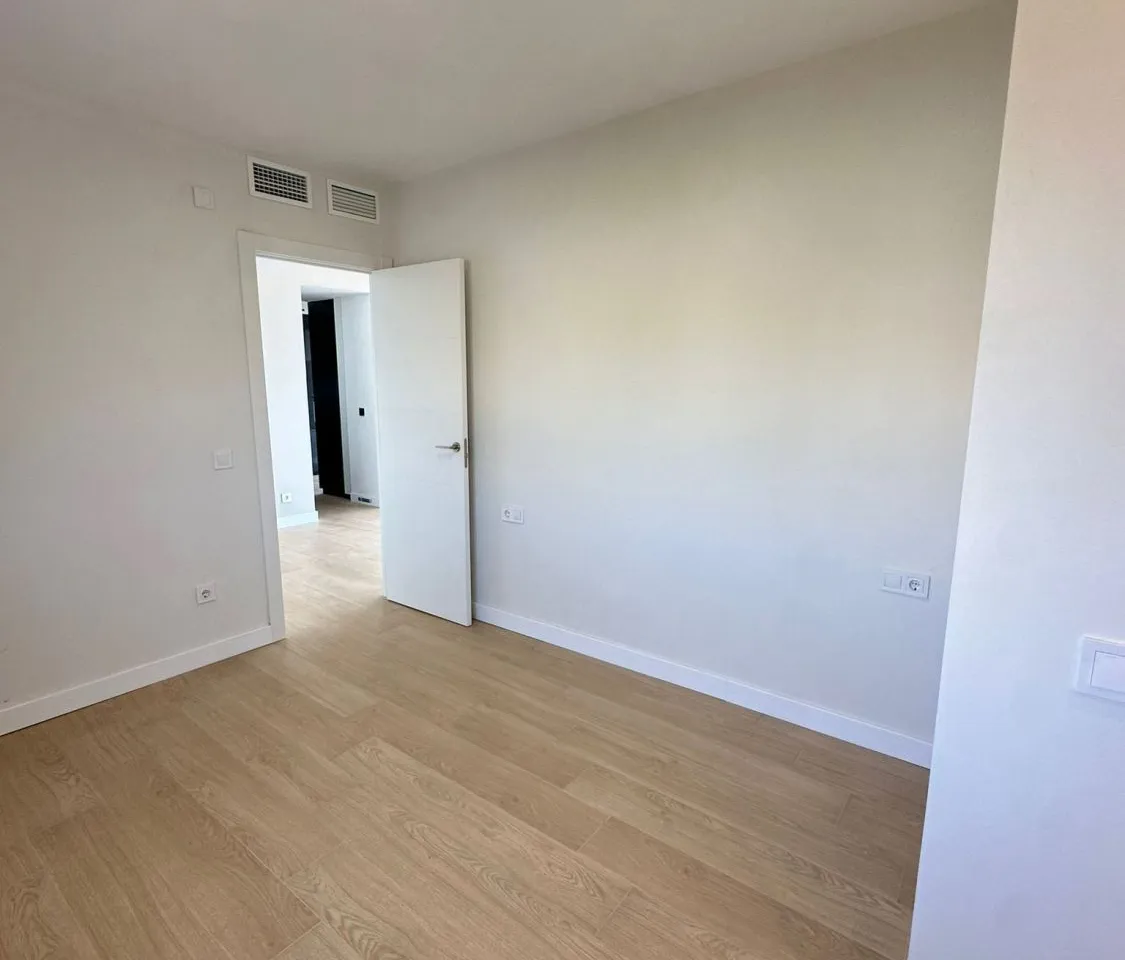 fdf8e195-d7d8-42c9-8fd9-ec78e9b377b0