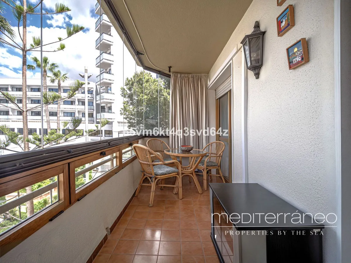 7994e0b4-38d4-4a75-89b8-a3850d9b23d6