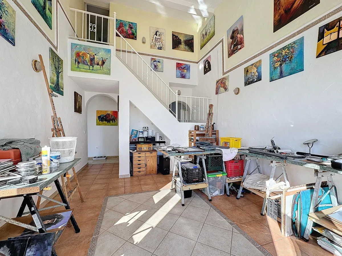 67ccb844-d871-4df5-be77-ec46493bb5fb