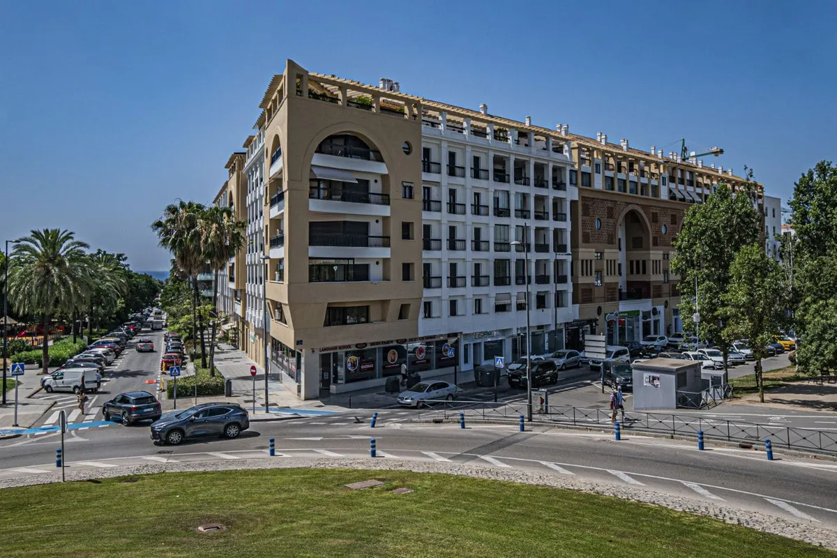 d569fa5f-3432-4dbc-a18c-1189be2b9acb