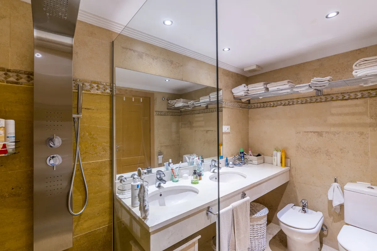 eba73e6d-6f5b-448a-946c-4a57bca12fc6