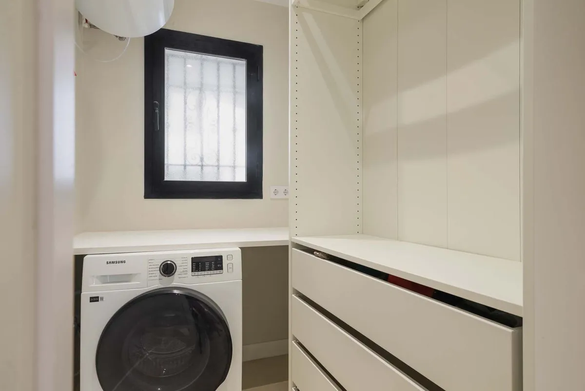 bacb0721-97d6-48bc-83d4-2251d0602c2c