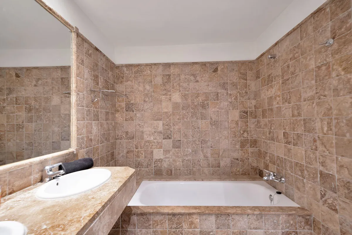 26a1a3bd-07b5-4a5f-8591-10aa6f45dd22