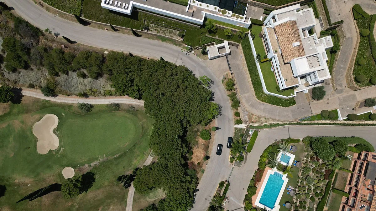 566f5b9d-c703-49ee-8f77-b9f1c4acb92f