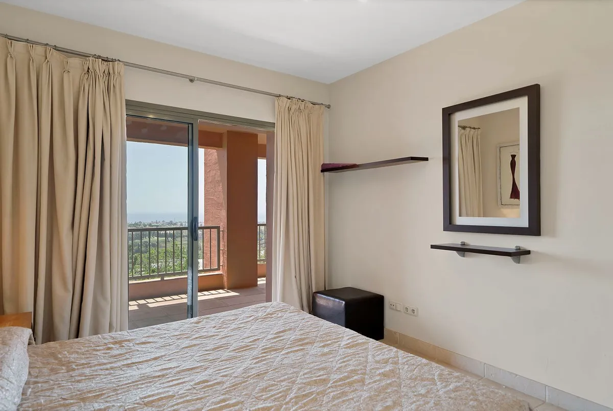 b3b0f3f0-2dc4-4453-9fc5-f70383343950