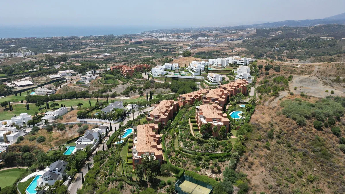 b40f2528-d427-4175-8056-9c2a8ca5d21d