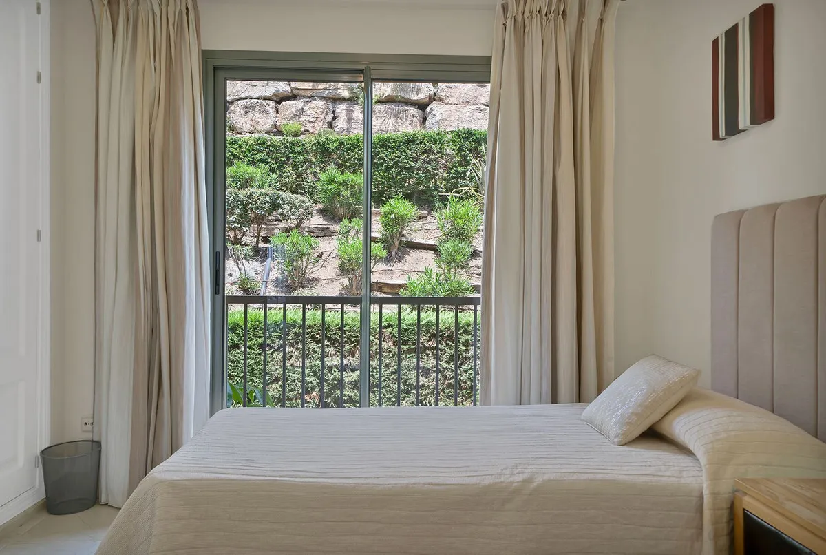 ce2fe7e0-4225-4080-8ee9-2648fa6345e7