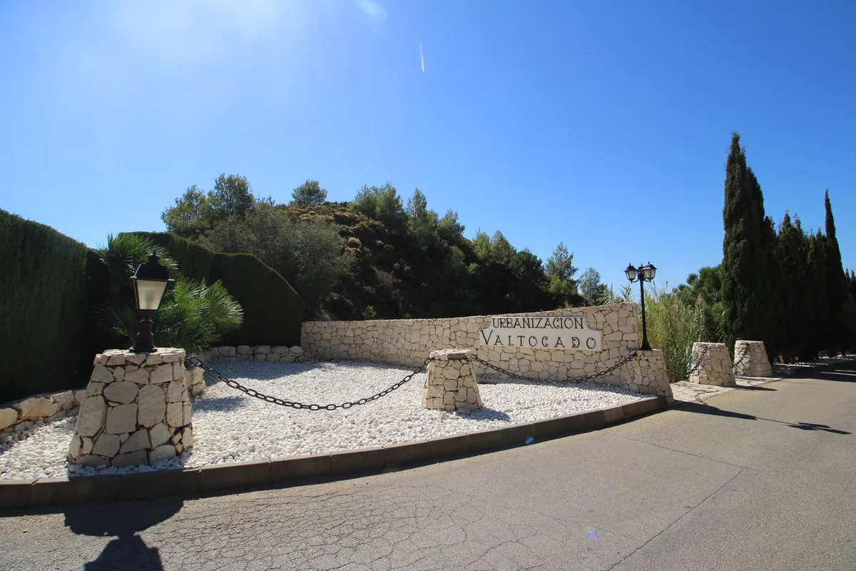 0ddfb1f7-2ae6-4f6c-a539-be98c85b825e