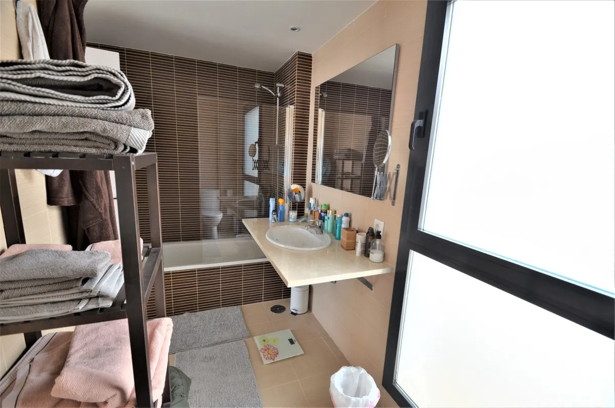 f35b374c-a6c0-4448-ad9f-3e74e191db62