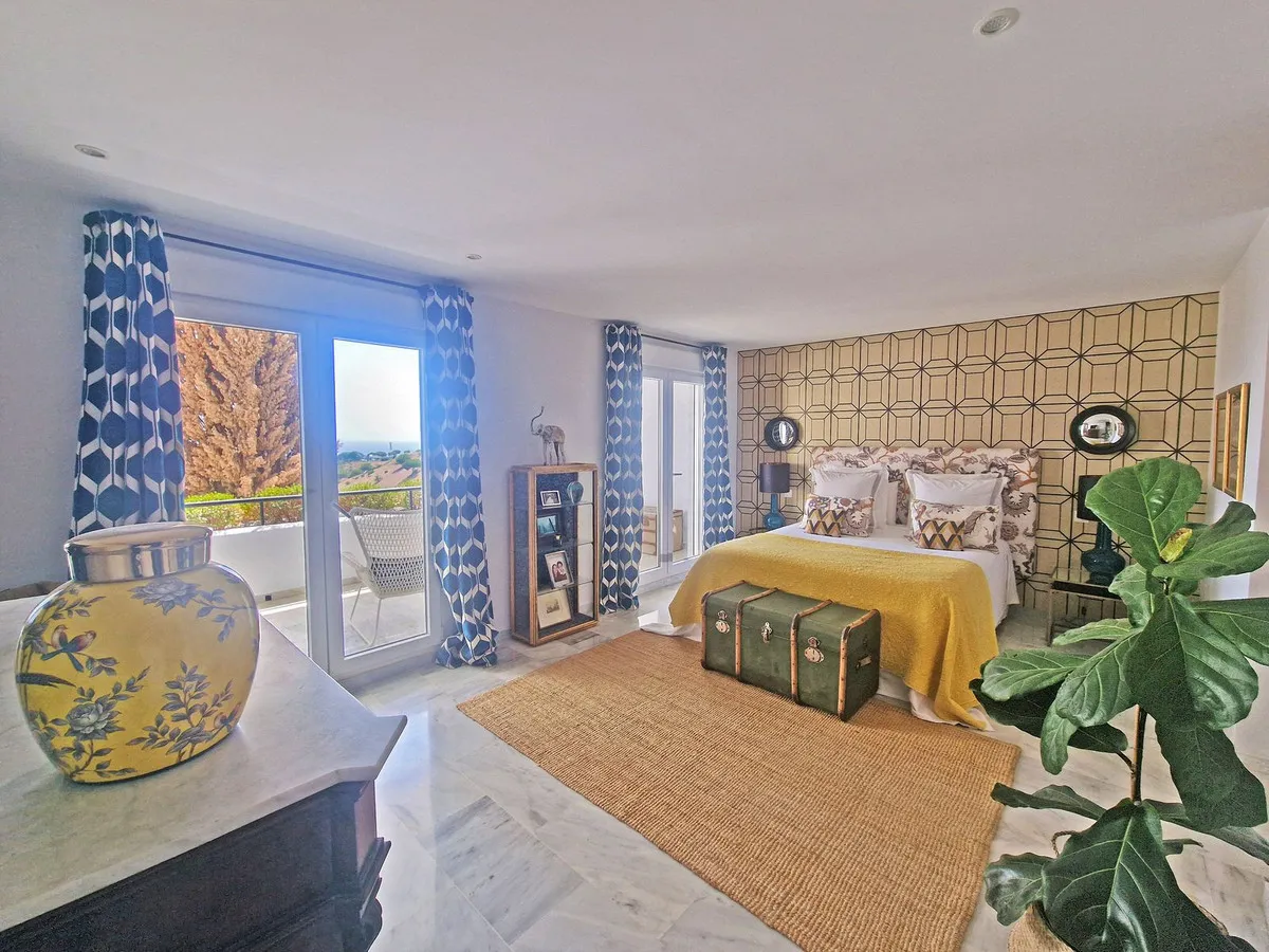 0d347f93-0a92-4000-8ddf-4ce05704fc26