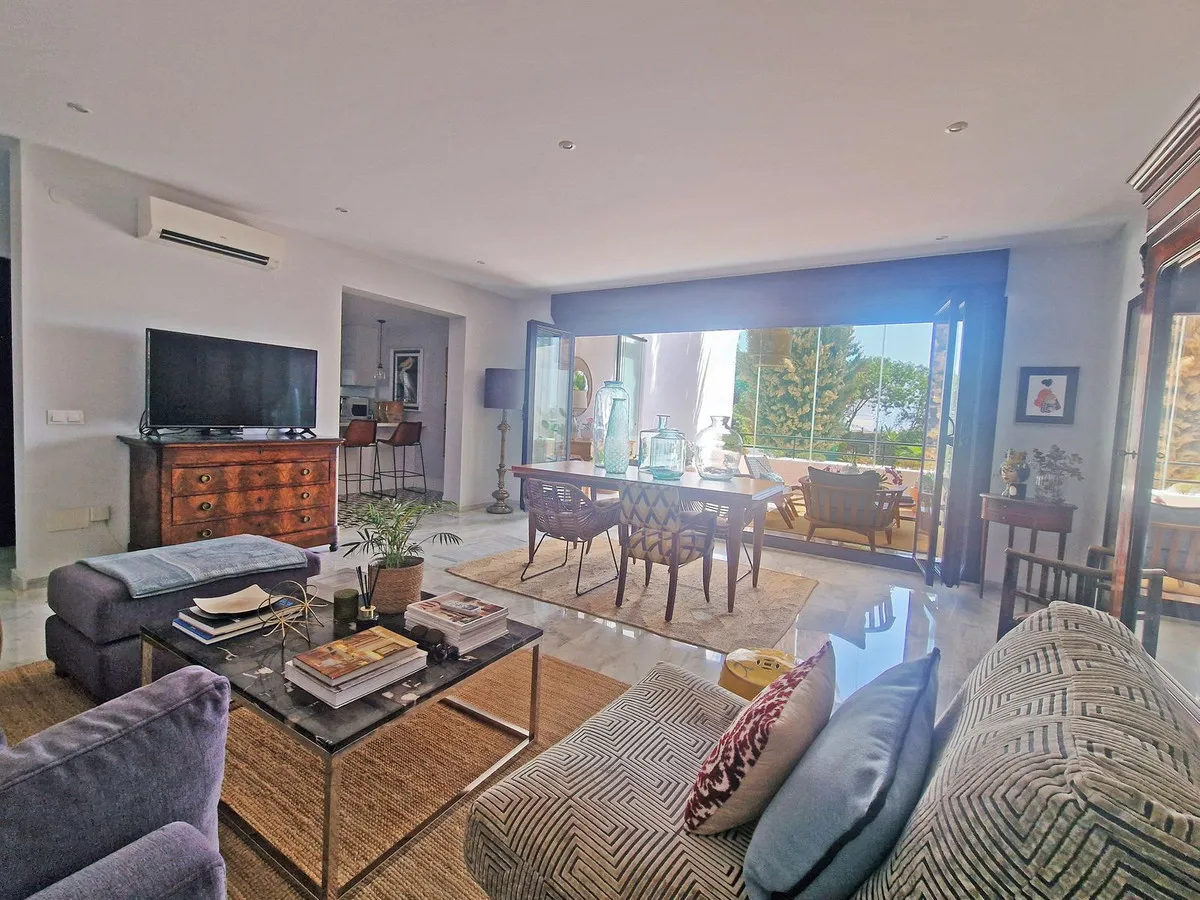 1e15ff7b-3365-4f95-a939-1377aed3997f