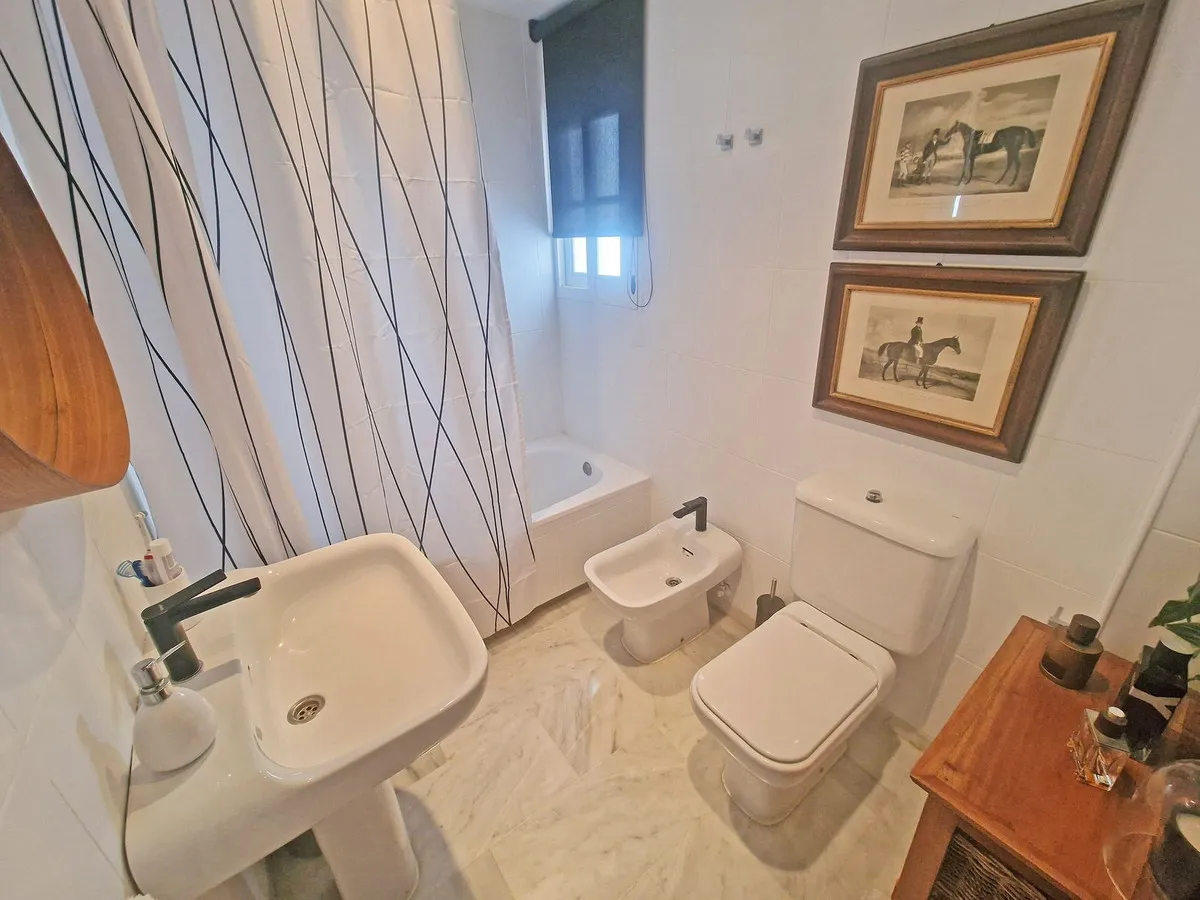 6a59126b-e4f0-4ba0-b484-aa485f1eaf16