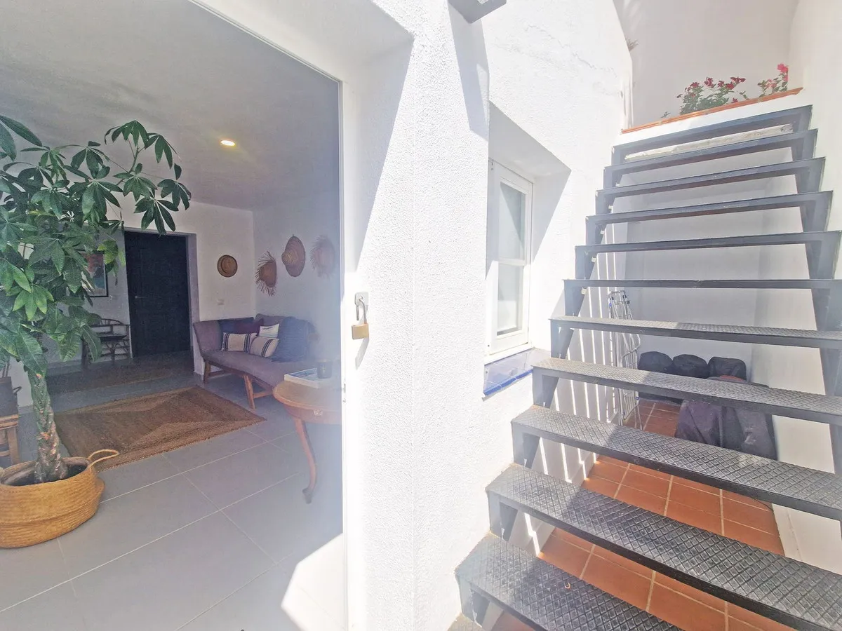 7e1e9540-bb4d-46a7-a277-bd39f60c1035