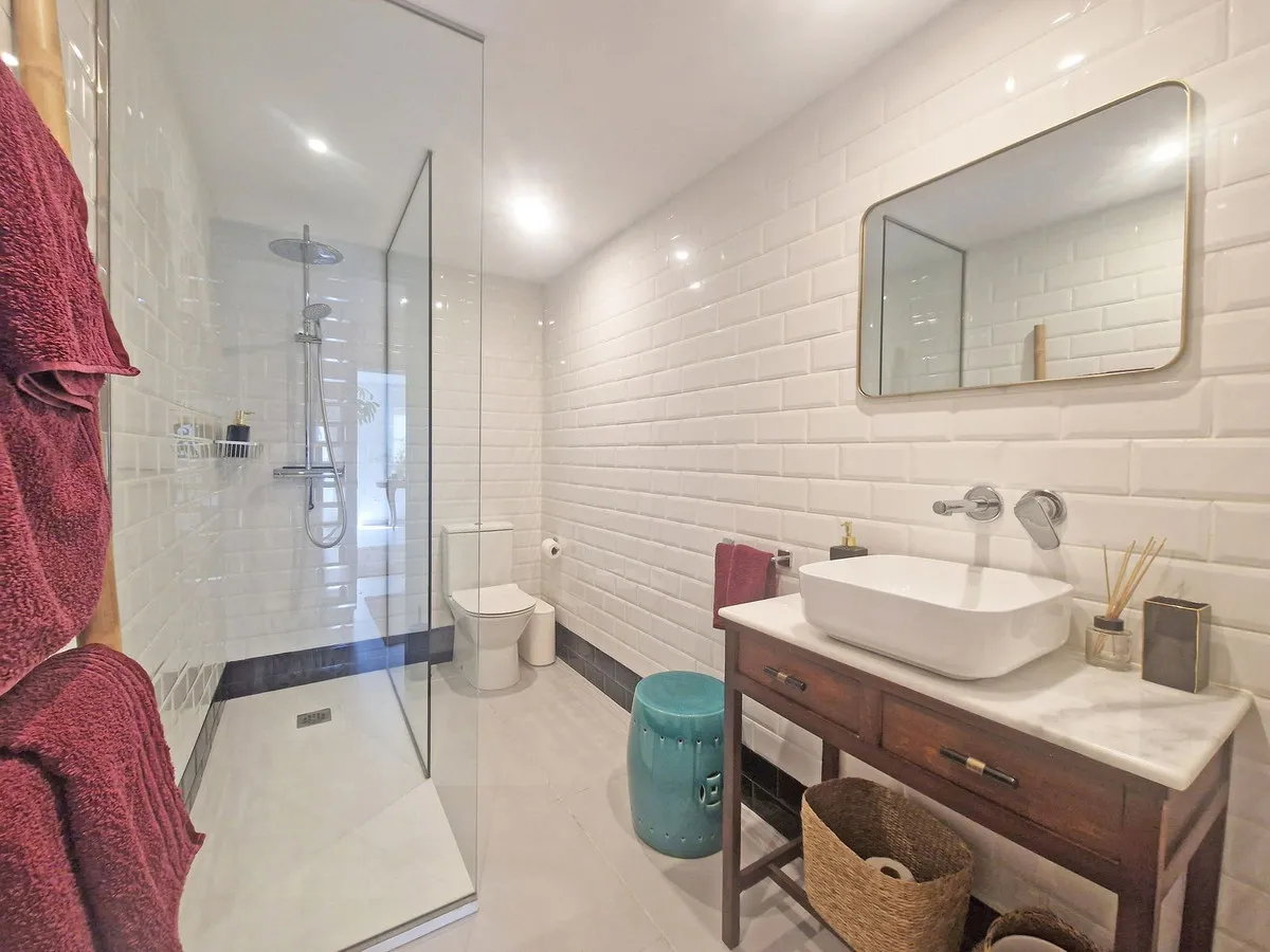 d030f52c-bc70-49a2-aa10-666c85910f17