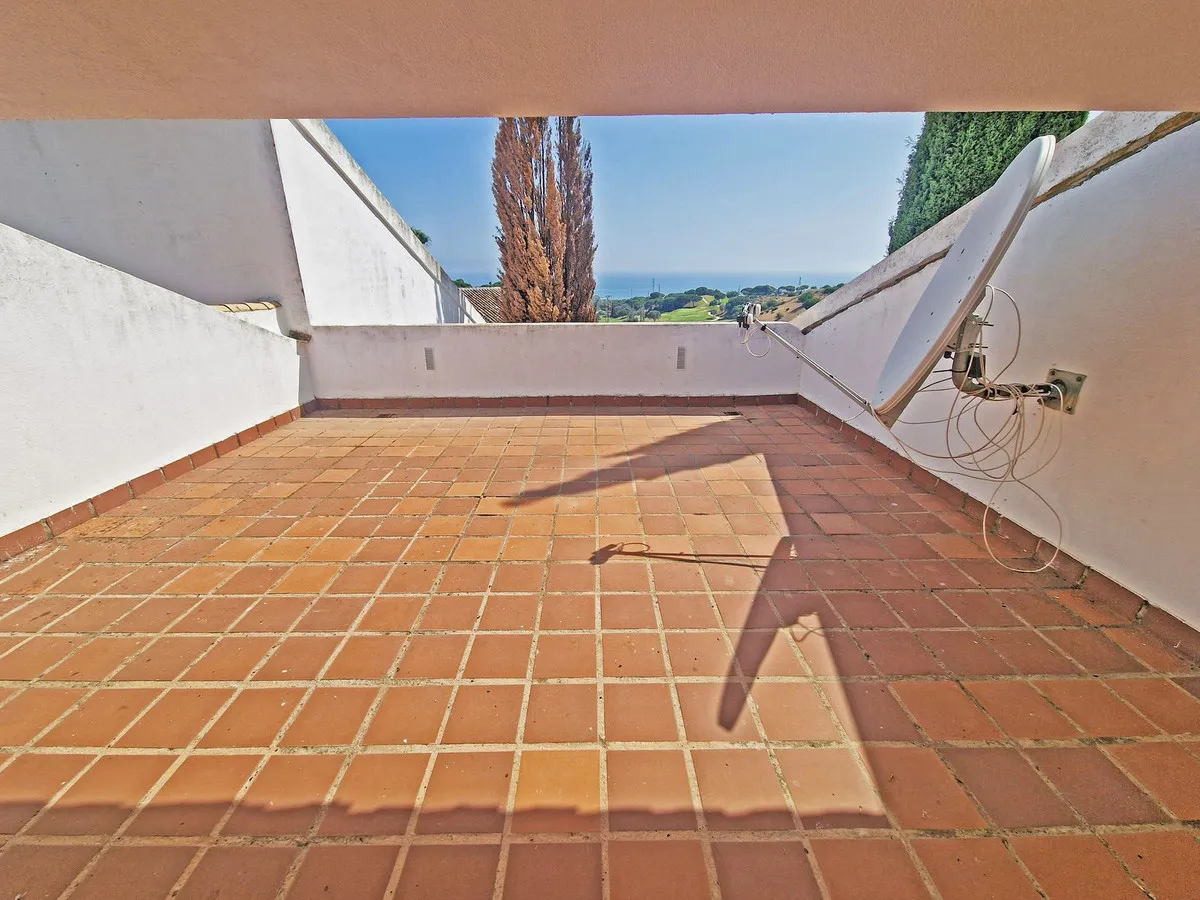 df6aa0a2-1480-4959-a7e2-fe2c173710eb