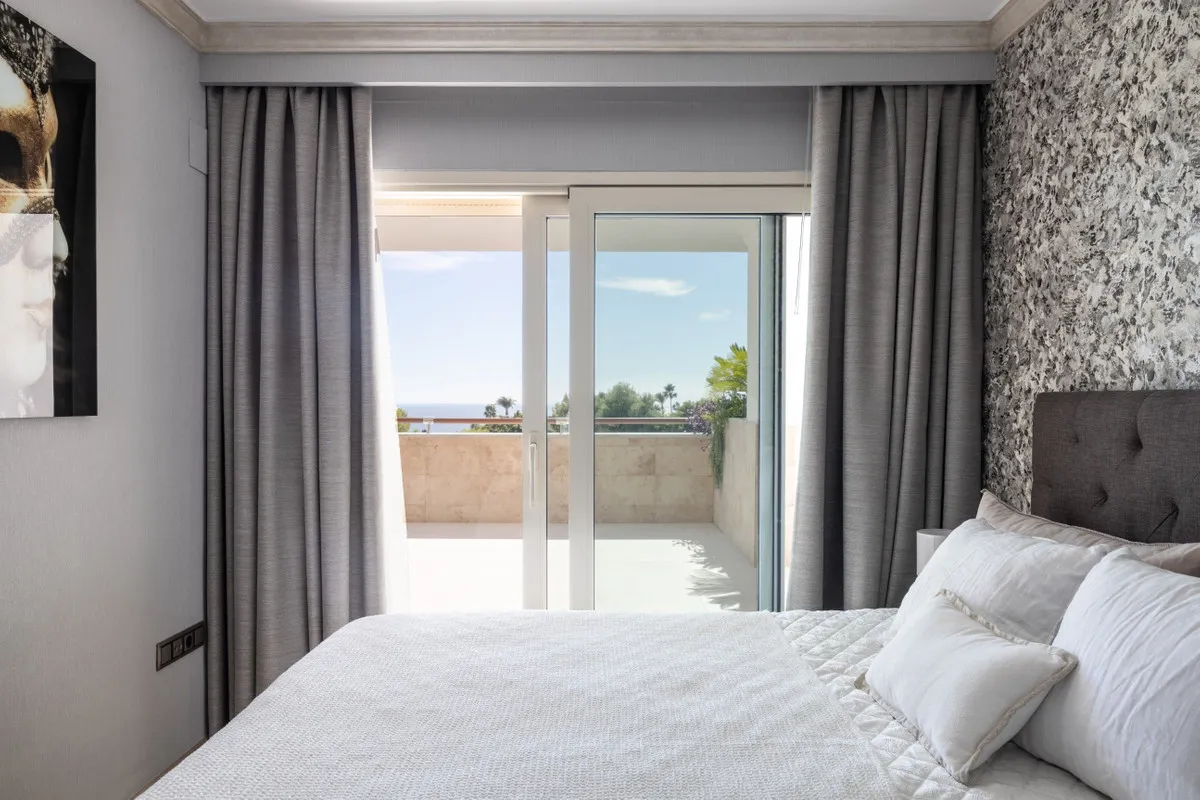 c489edcc-35df-4f74-8cc2-9744fc38c225