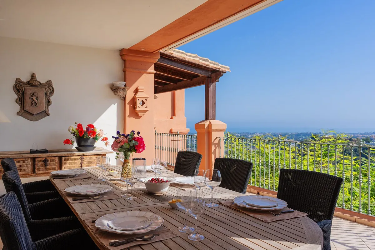 9e8e3c38-3ad1-4ba8-a3b1-1bae232fb171