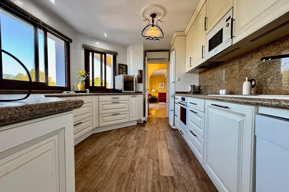 895ed5c1-2cb6-45d7-be12-e8cef31684d8