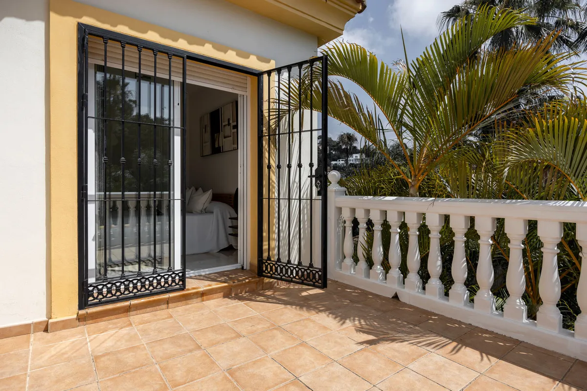 4fbb256e-3033-4749-9b3f-ae1bf663763e