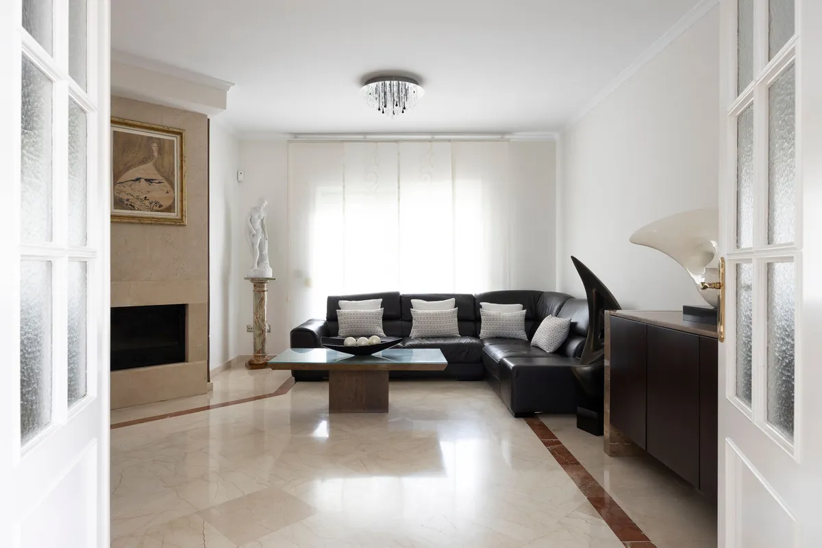 739c4fa6-00a4-4e36-9106-bfcb9346f8ff