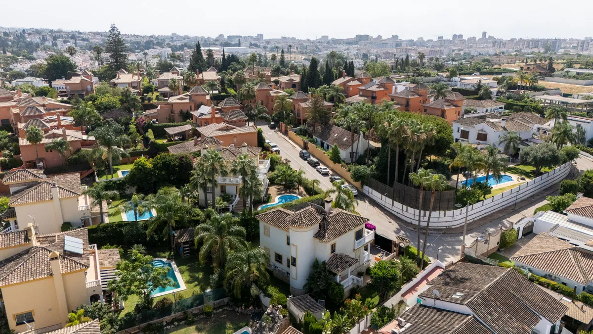 b17d5a9d-e08c-41e8-b541-167522700e64