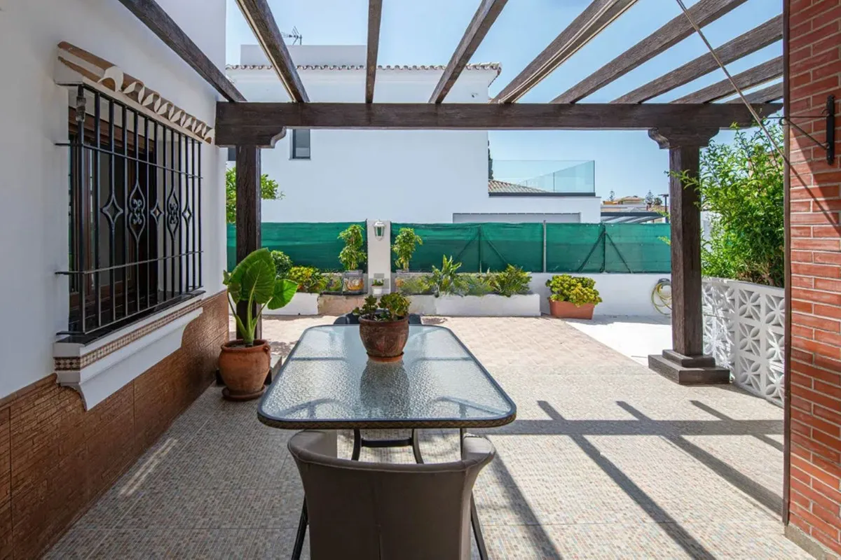 1c83866f-5503-477c-9c0f-d31c09c6e337