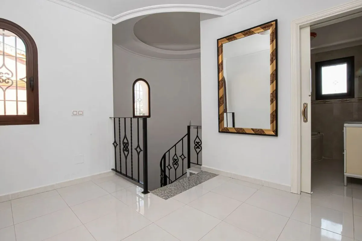 37b7fe6d-d484-400b-be49-5c9cd459f6d8