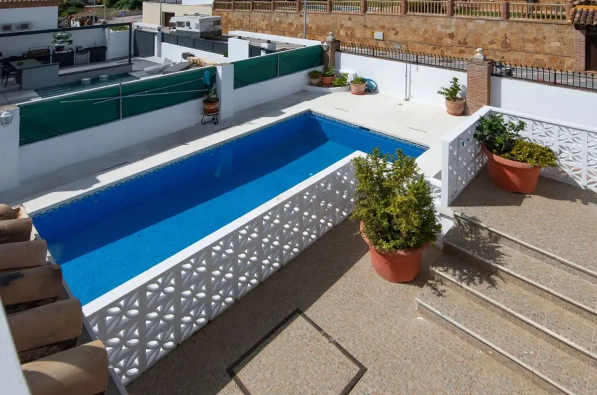 40a80243-135e-4969-8f8d-8ef4f1c82363