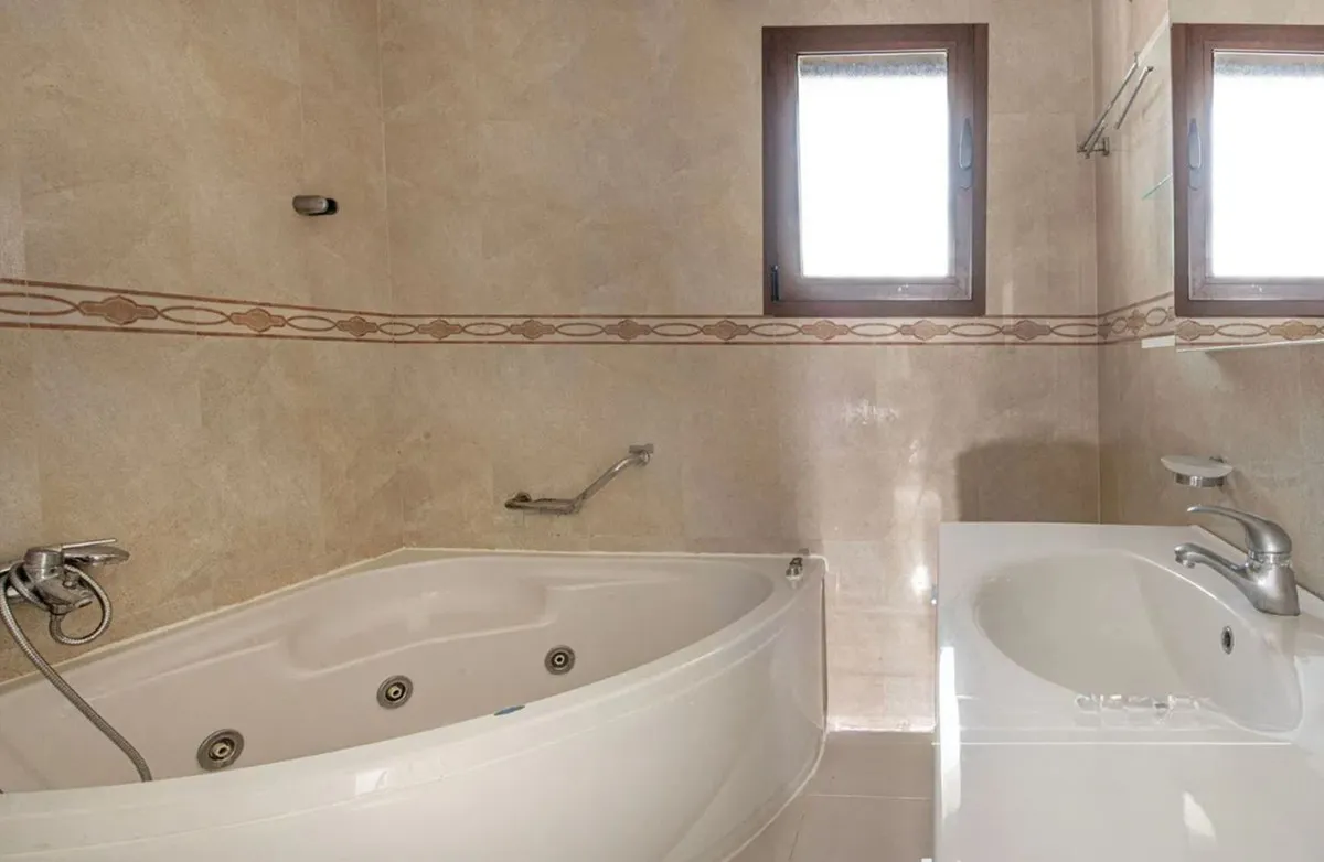 6052c968-12b2-4362-96f9-b07969dbd004