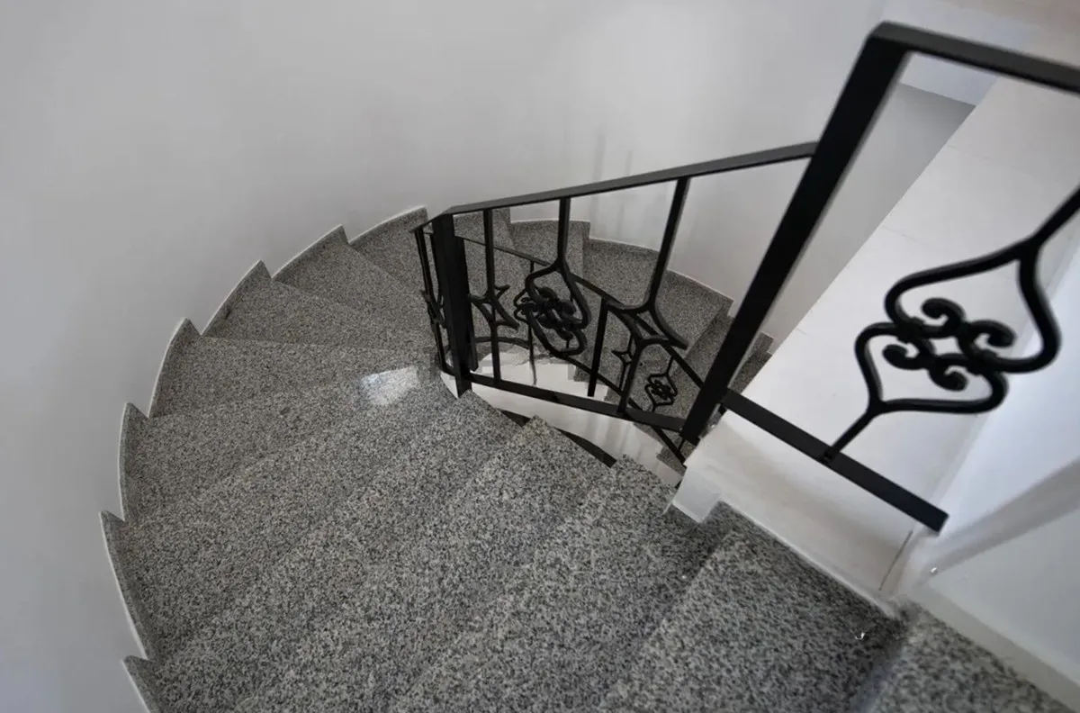 f6f57813-9423-436a-9fd1-63ae7376356c