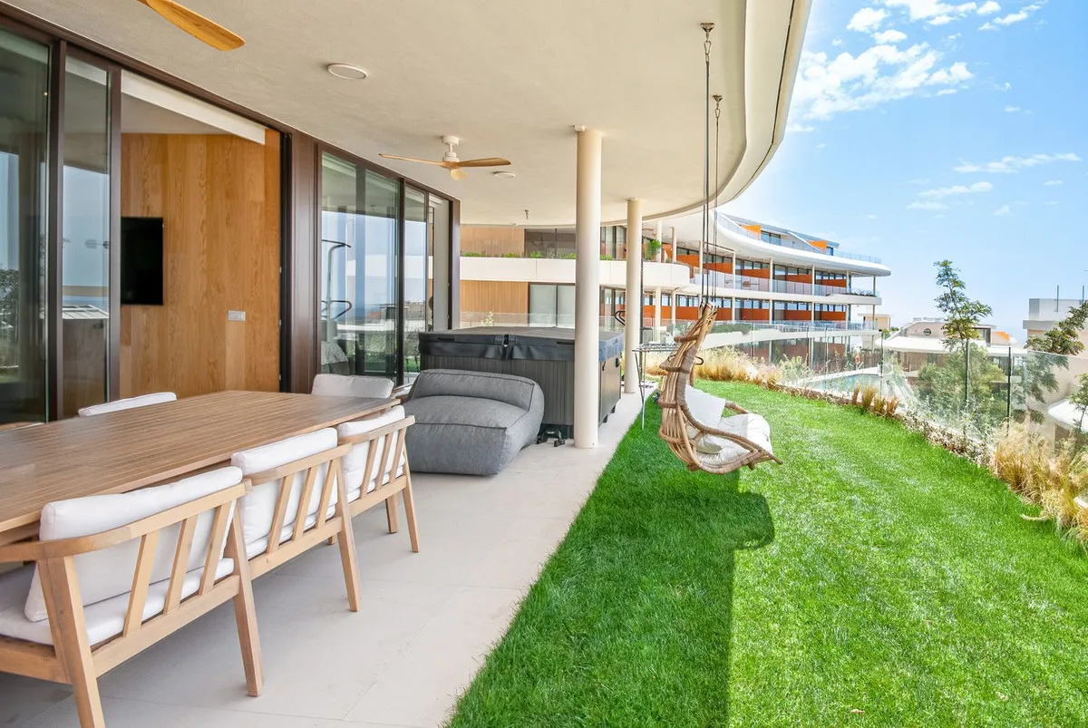 5bb7845d-8569-42b2-bc30-27a22e5df352