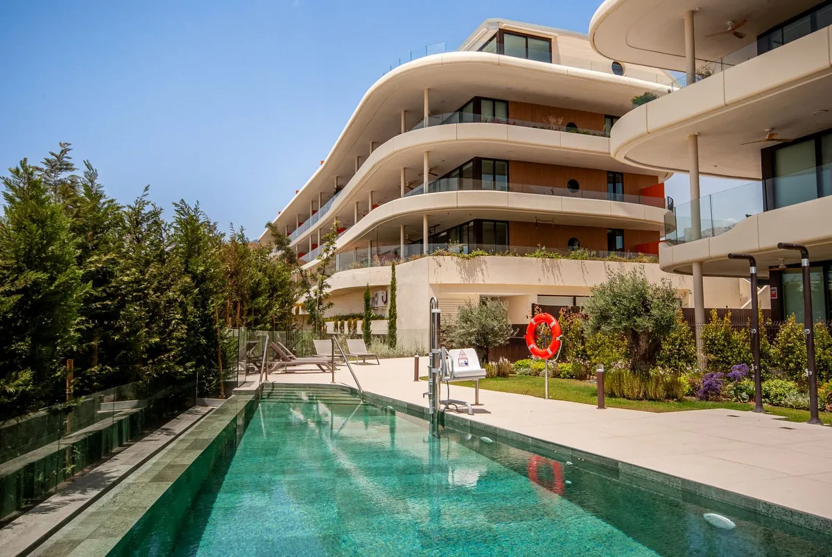 ad7c4b3f-d784-4391-a8cf-53ed5d1b80db