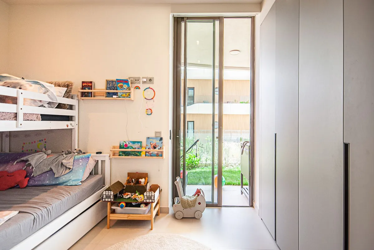 eac6b245-3452-4a0f-bec8-740054ea99fe