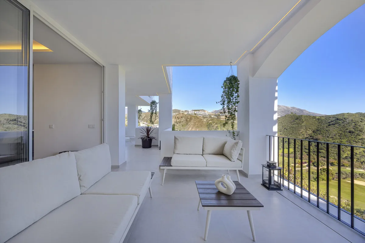 22b898a9-a8f0-4d6e-a2aa-c2ab4140b784