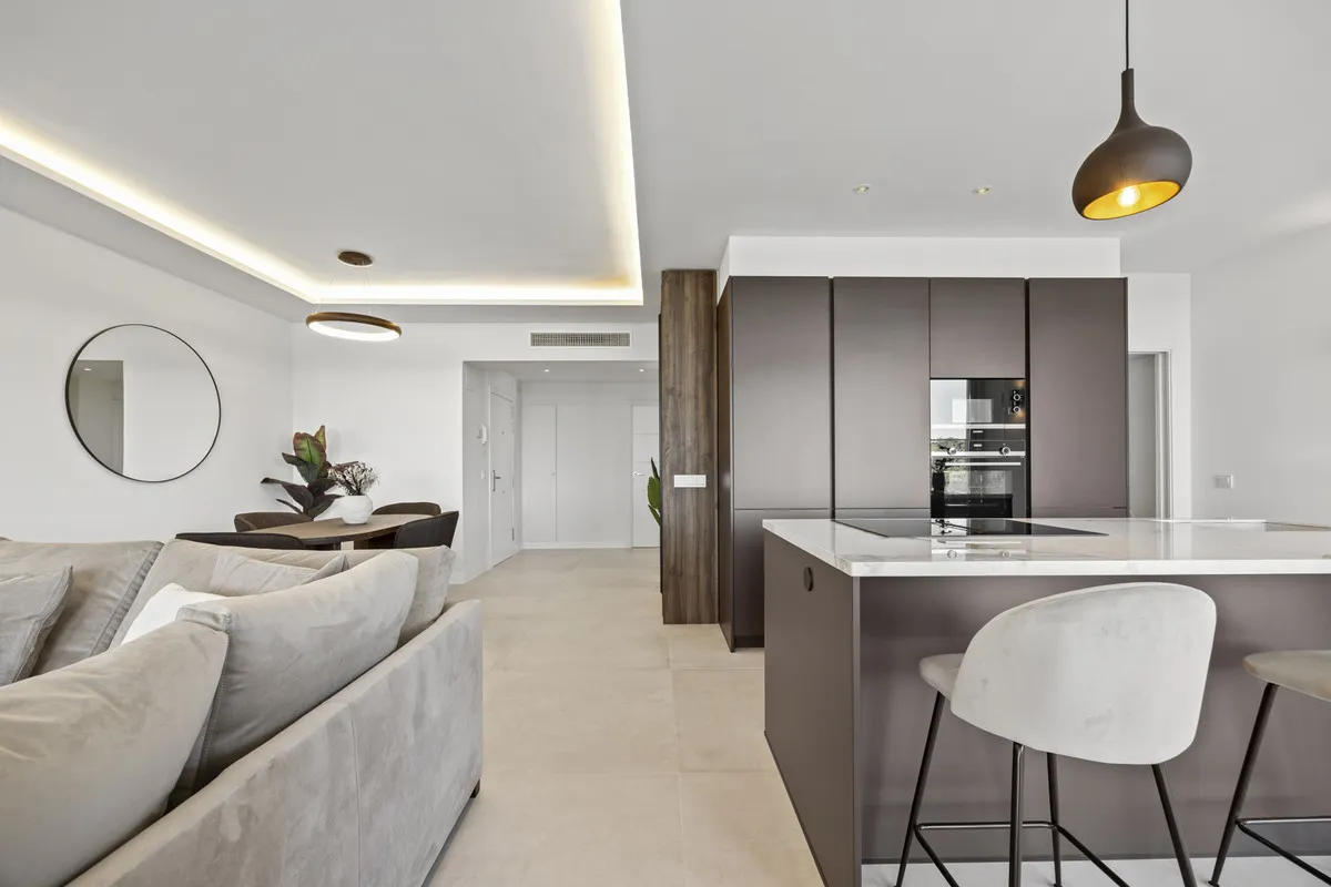 2b361313-2111-4d6f-b75f-1bad21c337c3