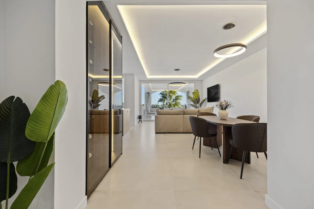 6f83bff2-5d62-408e-a140-317afd0cea11