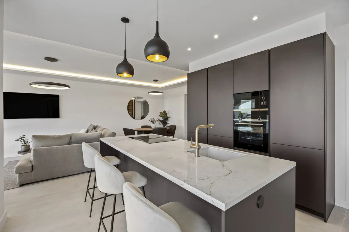 ffd74887-fbdf-4d96-828d-5ce15302d2d7