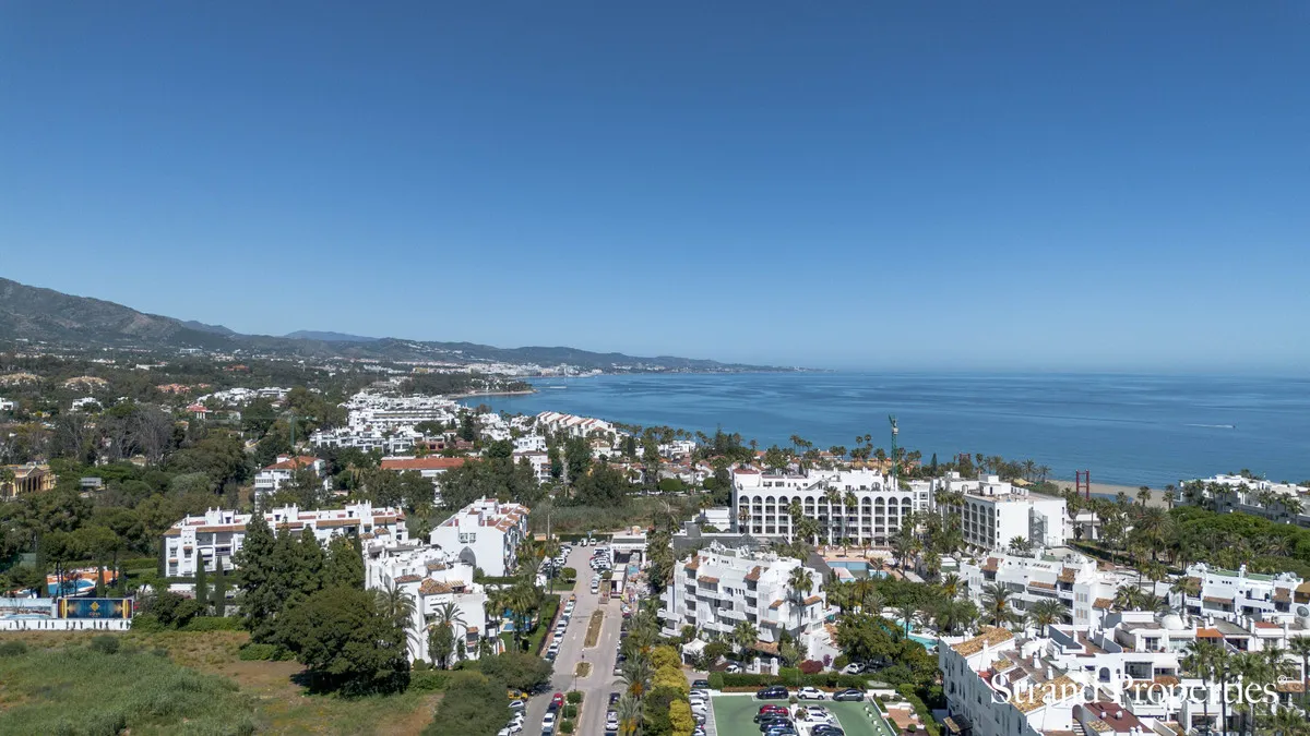 0fd97061-4b34-430f-abe4-8df25a8f5384