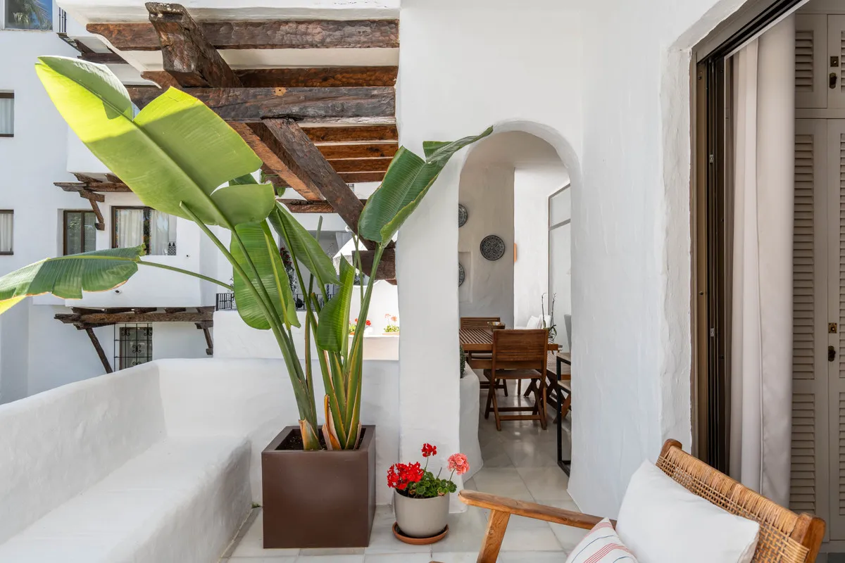 3c9e81c3-0589-4b64-b0b0-c861d959fbc9