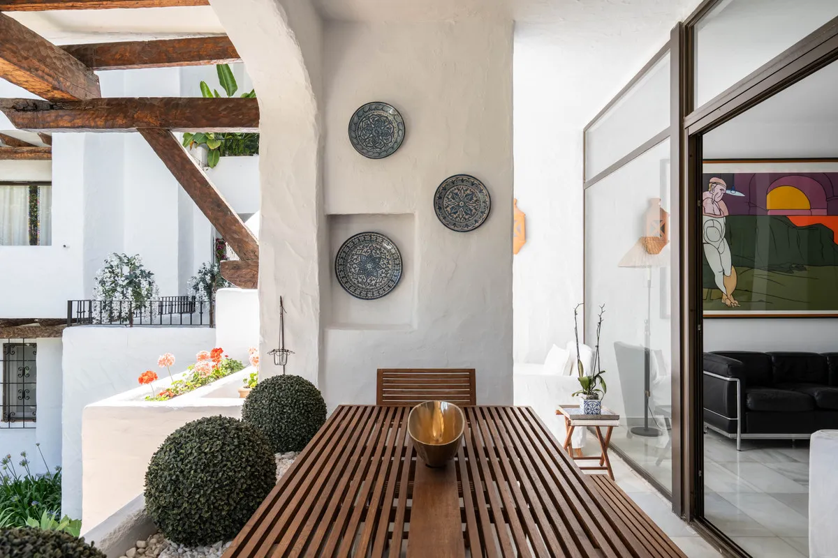 848489b1-bfb1-46c3-81ec-a5f719f1558b