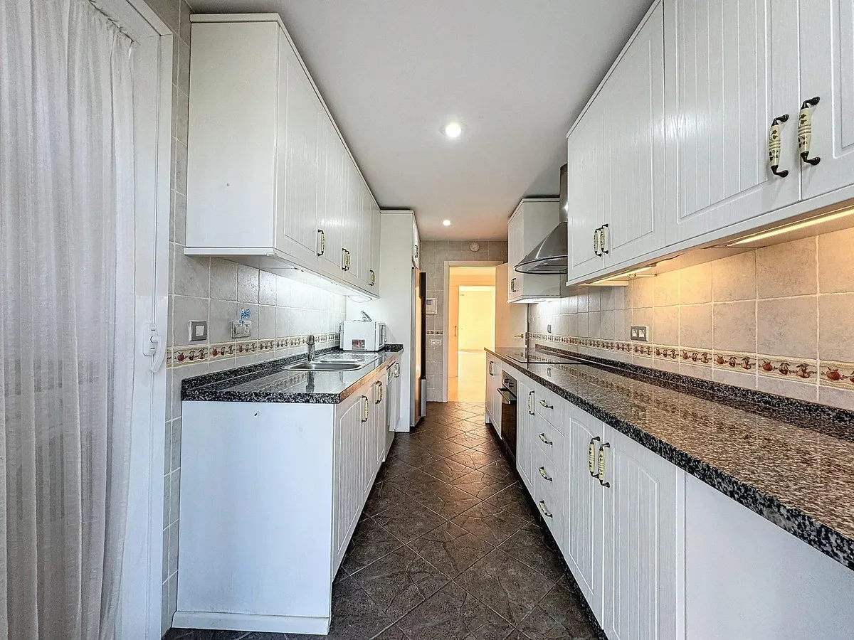 20fa5a0f-15ec-4261-97f2-29fd494c9264