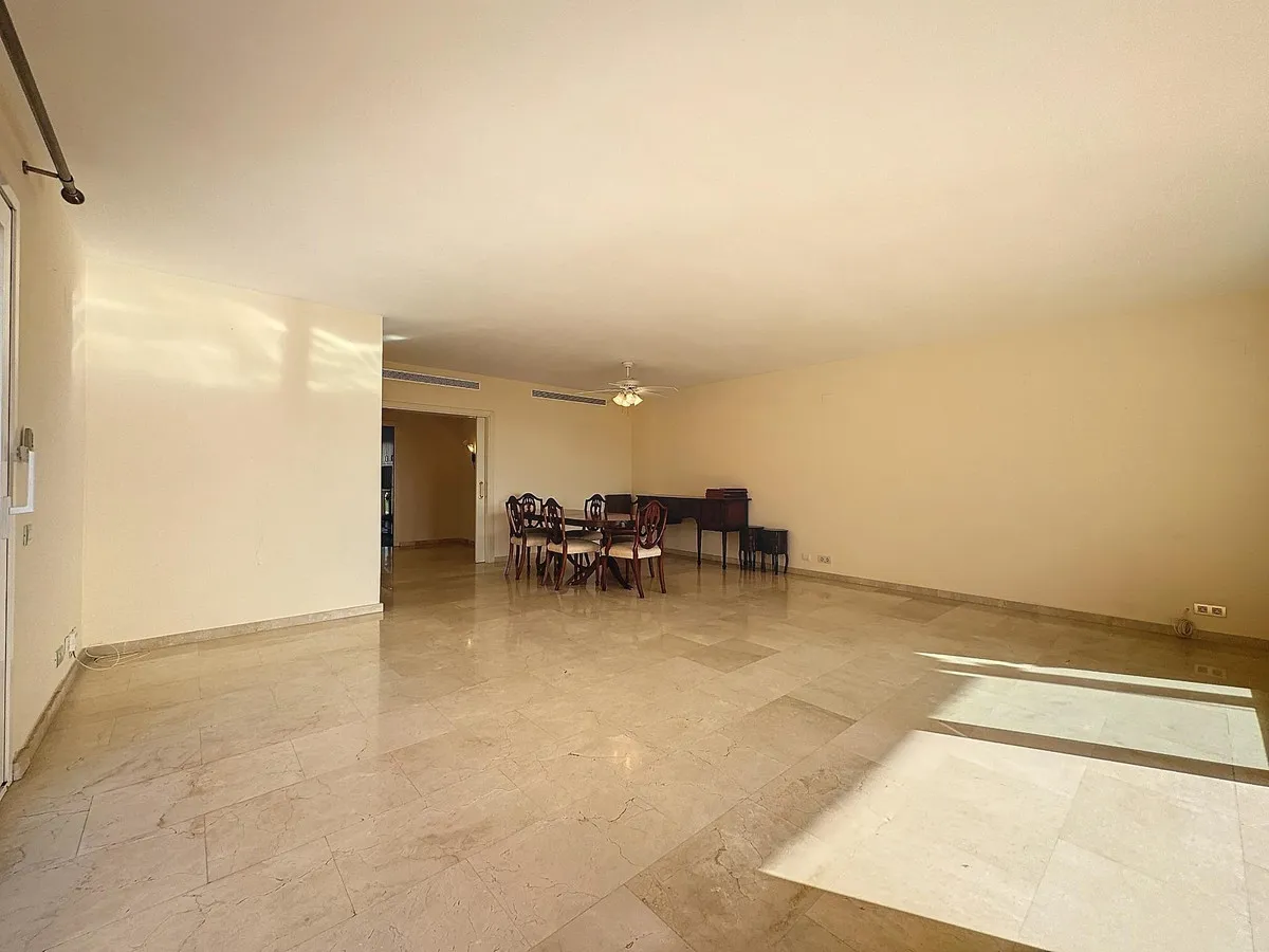 5298907c-520c-4987-ae69-404f6f02fdd9