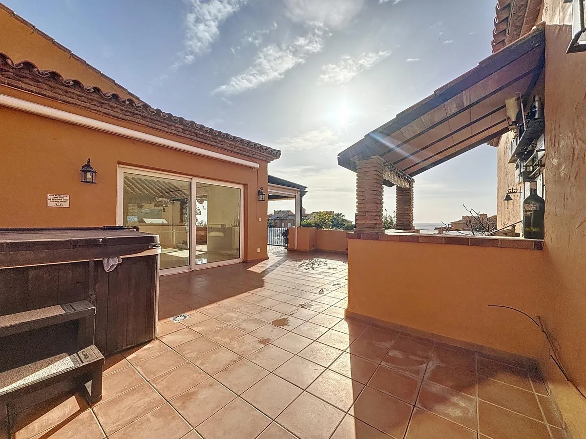 6deefc15-d267-4dd9-9aa7-981444f69633