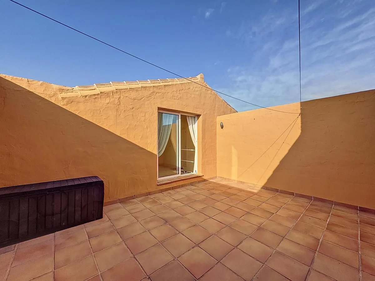 7dc6fca6-2373-4029-a230-b1c894291398