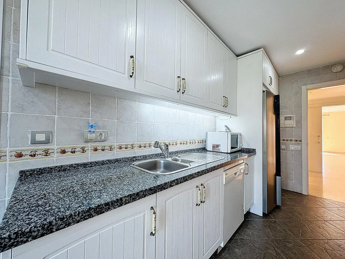 a3064521-aa8d-4494-b6b7-db5241d098b6